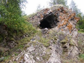 Тайны пещеры Сидячего скелета