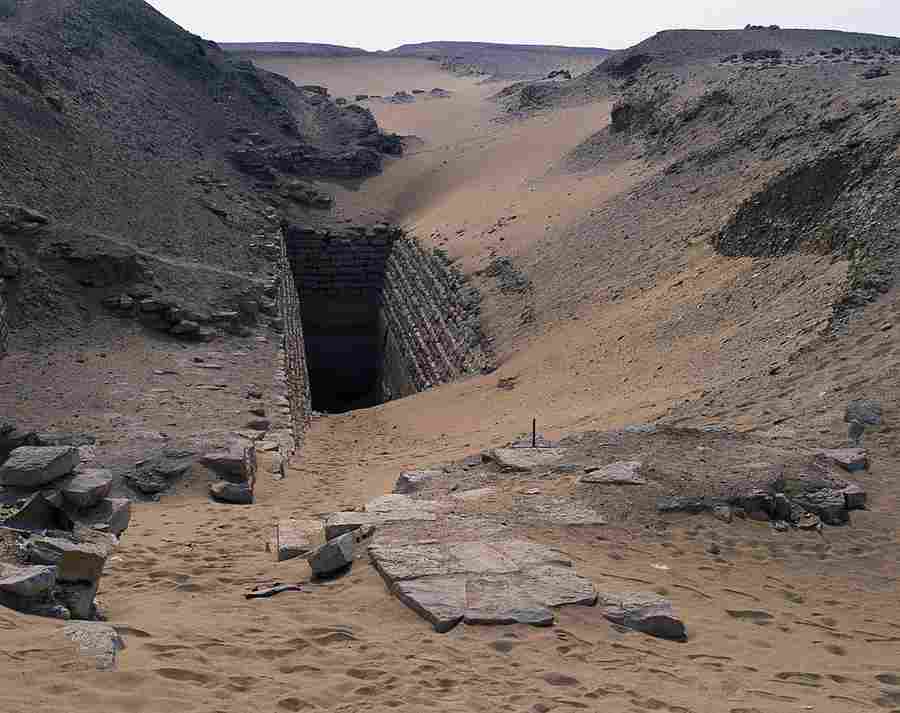 Пришелец в Древнем Египте: Какая сила убила археолога Закарию Гонейма
