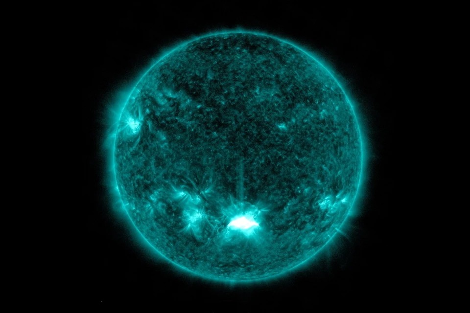 NASA обнародовало снимок солнечной вспышки, которая спровоцировала сильнейшую магнитную бурю