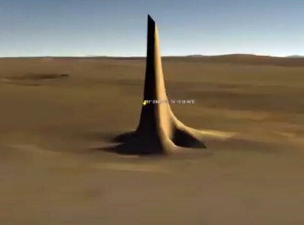 Уфолог Скотт Уоринг обнаружил на Марсе 6-километровую башню