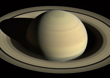 Бывший ученый NASA: «В кольцах Сатурна есть инопланетные корабли»