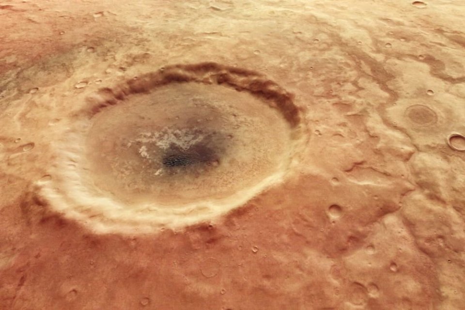 На Марсе обнаружен "глаз человека"
