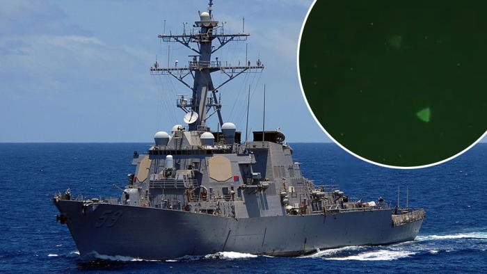 Военные корабли США были окружены сотней НЛО