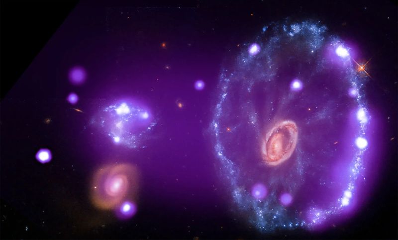 «James Webb» раскрыл тайны галактики Колесо Телеги