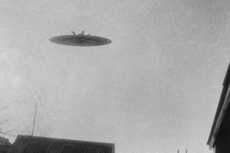 Летчик стал свидетелем появления НЛО во время полета в 1931 году