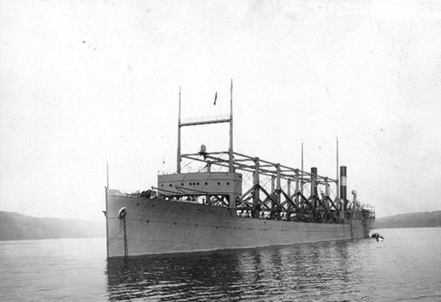 «Циклоп» на реке Гудзон, 1911 год