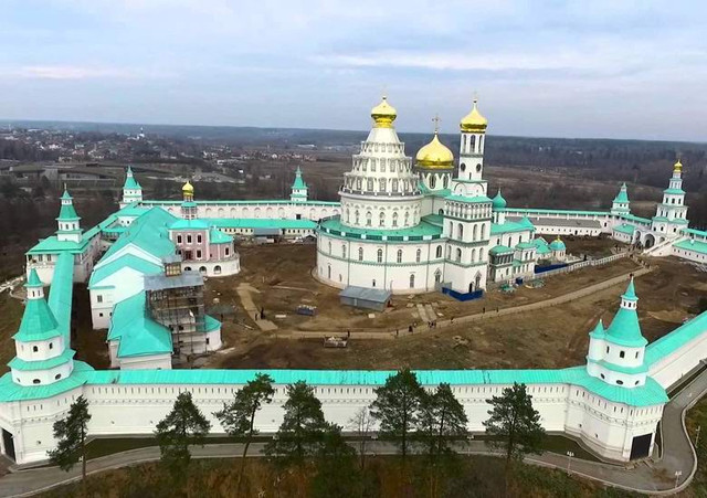Призрачный храм сфотографировали в Московской области