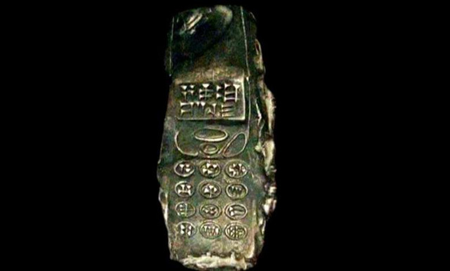 Тайна «древнего смартфона» наконец разгадана?