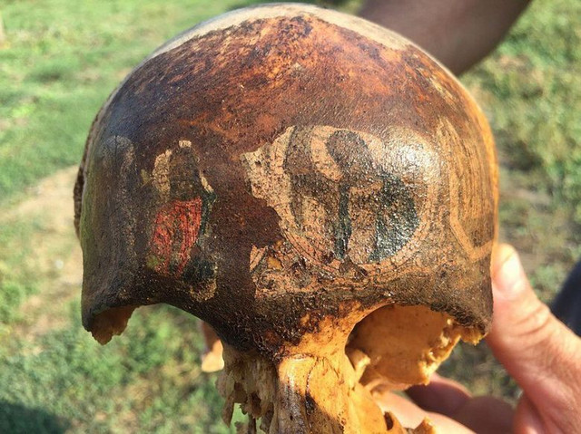 Поисковики нашли загадочный череп солдата ВОВ