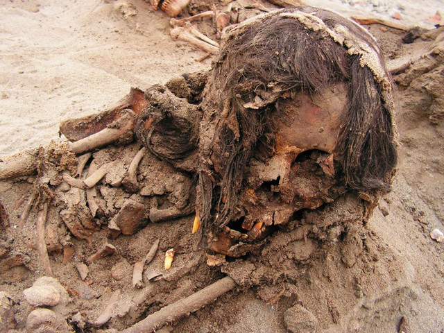Тайны истории, жертвоприношения, дети, чиму, Перу