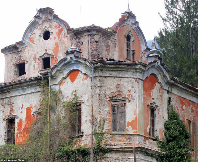 дом с привидениями, особняк, Италия, Вилла де Веччи
