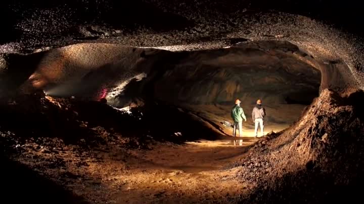 Тайны исландской пещеры Огненного Гиганта