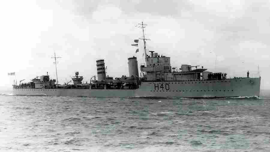 Британский эсминец «Энтони», входивший в эскорт конвоя WEP-3.