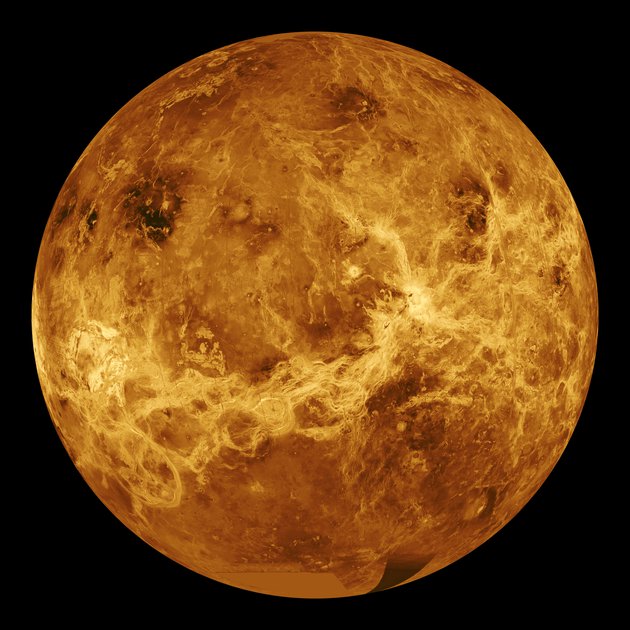 Венера, снятая космическим аппаратом «Магеллан» с использованием SAR