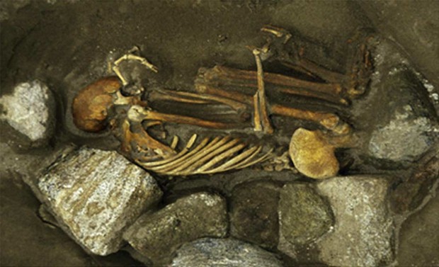 Одно из тел, найденных при раскопках