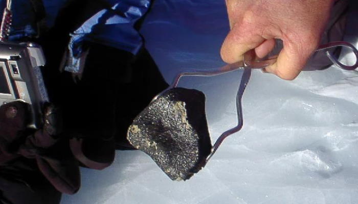Где в Антарктиде могут быть обнаружены метеориты