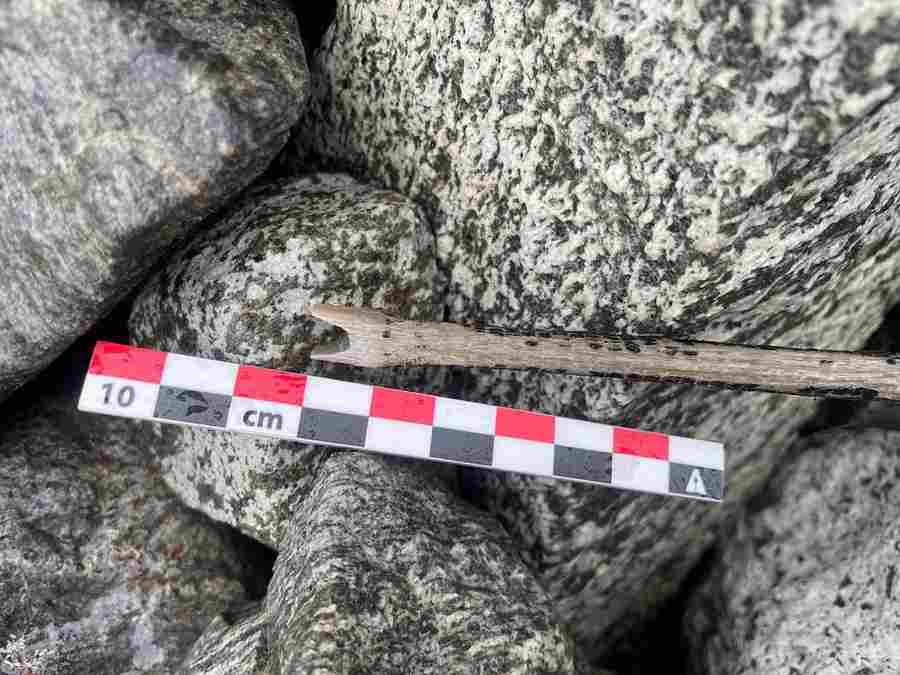 Археологи нашли стрелу возрастом 1500 лет в норвежском тающем леднике