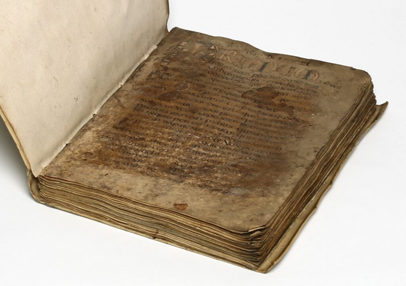 Для рукописи раннего Средневековья сохранность довольно хорошая