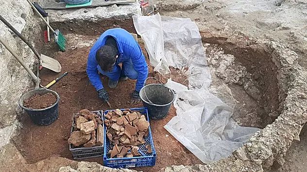 В Крыму археологи нашли античный золотой амулет
