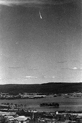 Фотография «призрачной ракеты», сделанной в 1946 году