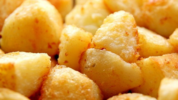 Тушеный картофель с черносливом: легкий рецепт изящного блюда