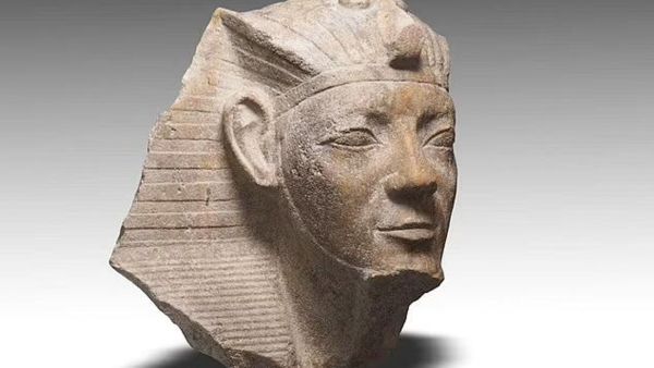 Археологи обнаружили статую Рамсеса II в храме солнца в Гелиополе