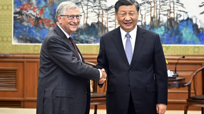 Билл Гейтс хвалит китайскую модель как будущее нового мирового порядка