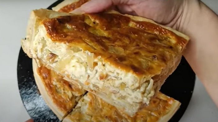 Пикантный тарт с луком и сыром: вкусная классика французской кухни