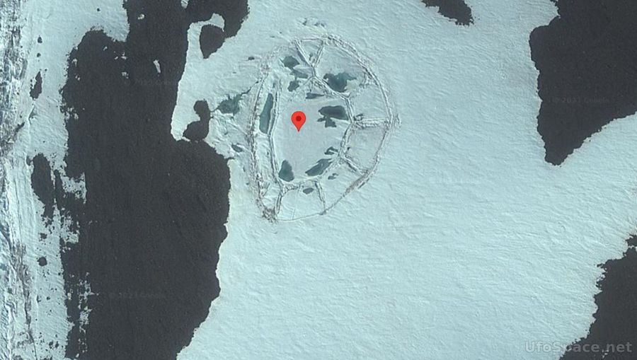 Археолог обнаружил тающий древний город в Антарктиде