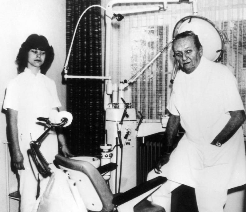 Стоматологическая клиника в Нойтраблинге, где происходили события с полтергейстом Чоппером