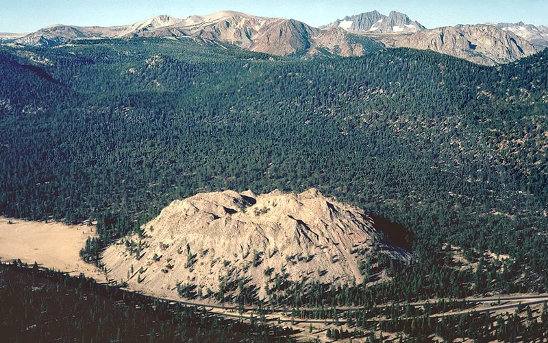 Супервулкан Лонг-Валли в Йосемити: пробуждение или ложная тревога? Супервулкан Лонг-Валли в Йосемити: пробуждение или ложная тревога?