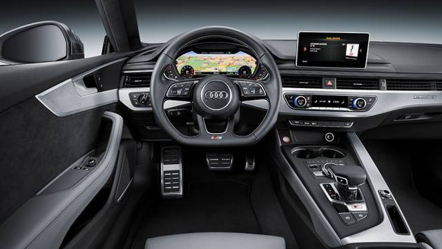 Audi представила в своей штаб-квартире новое поколение А5 Coupé