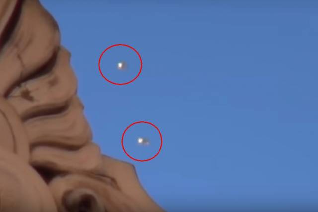 Житель Сиэтла снял на видео два необычных НЛО