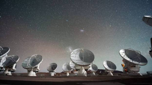 С 1960-х SETI ведет поиск пришельцев