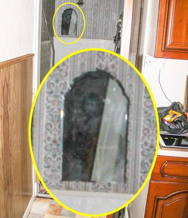 Британские "охотники за привидениями" засняли призрак монаха