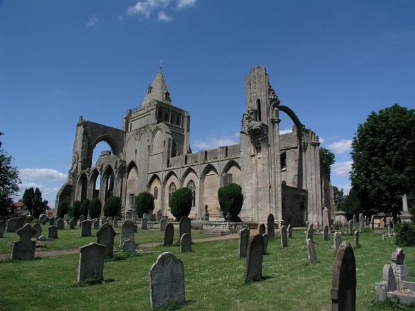 аббатство Кроуленд в Линкольншире
