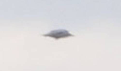 В Великобритании массово наблюдали НЛО. 3 foto